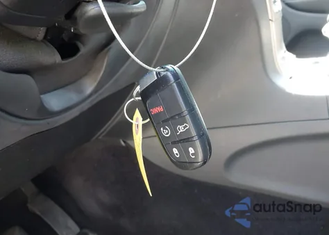 2017 Jeep Grand Cherokee Limited 4X4 z USA, uszkodzony, nr VIN 1C4RJFBG1HC951531